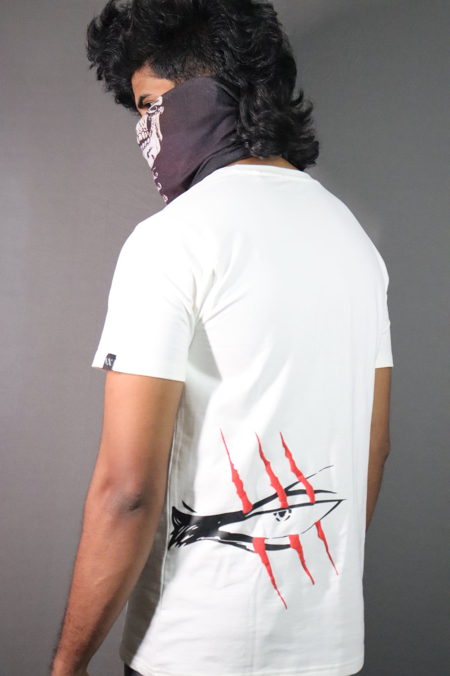 One Piece: Red haired Shanks Classic T-Shirt